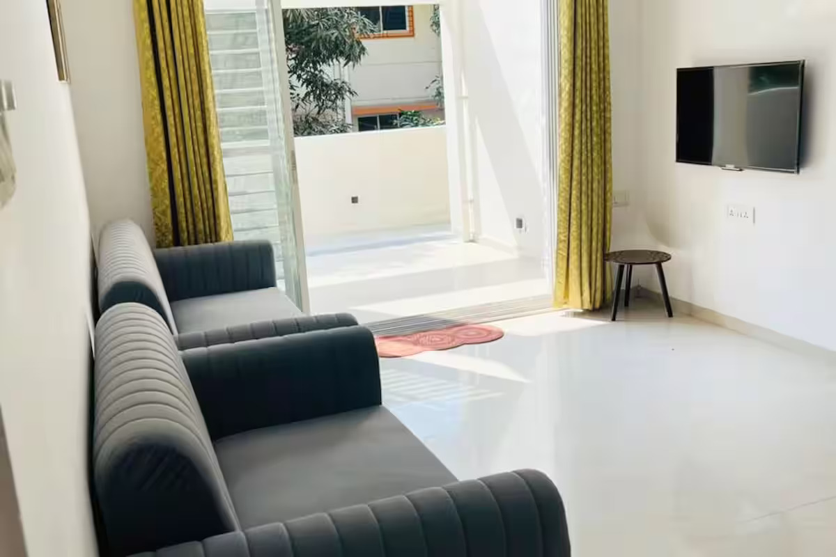 Fully Furnished & AC